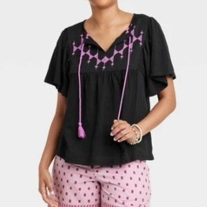 Knox Rose small new with tags summer top, light weight, breathable, embroidery